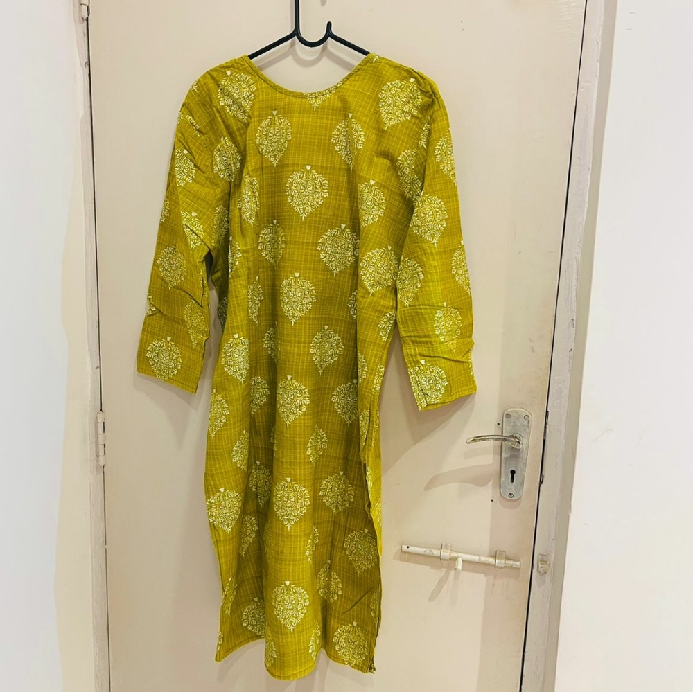 Yellow cotton kurti - Picture 3 of 6